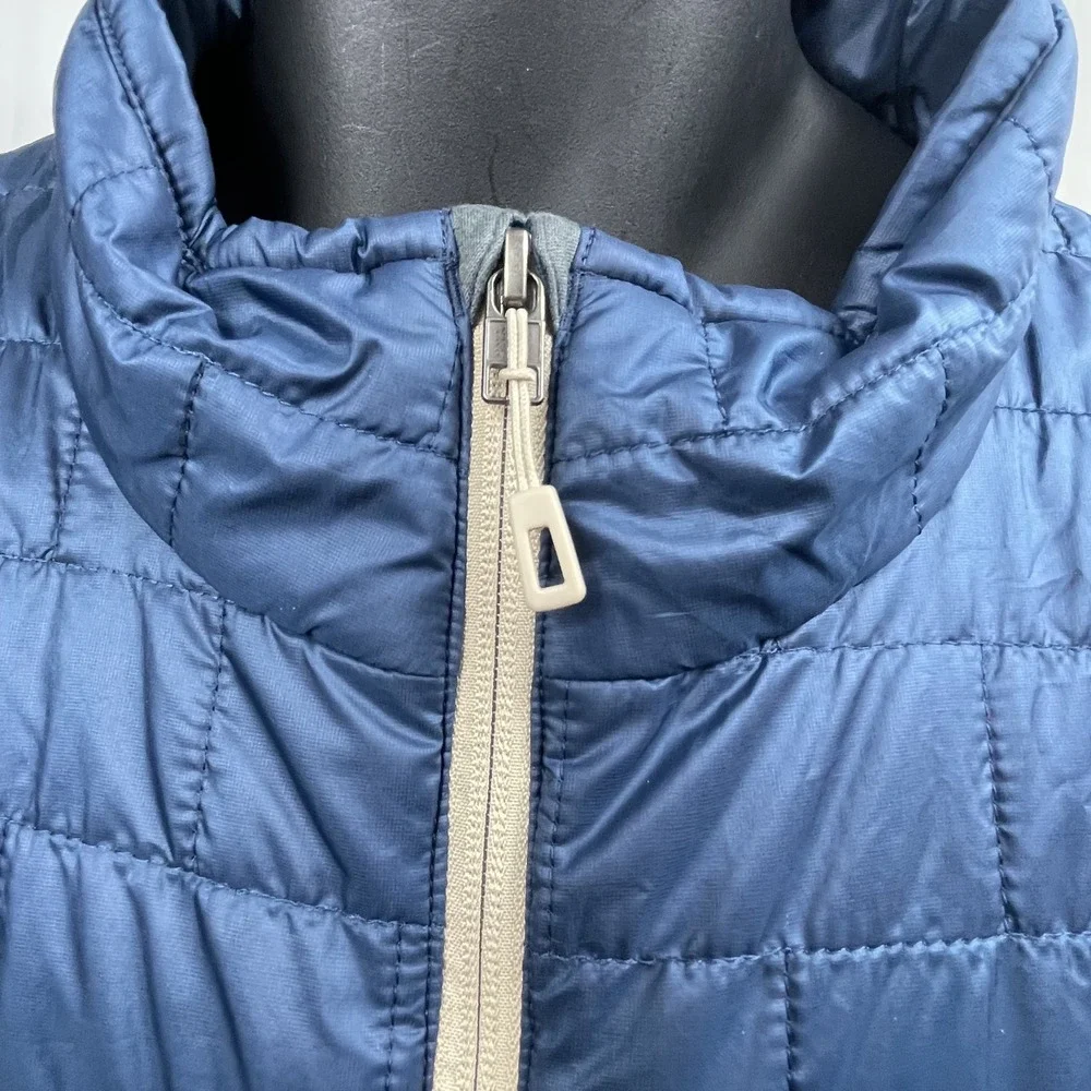 Patagonia Men's Navy Blue and Cream Puff Zipper‎ Vest Pockets Logo XXL